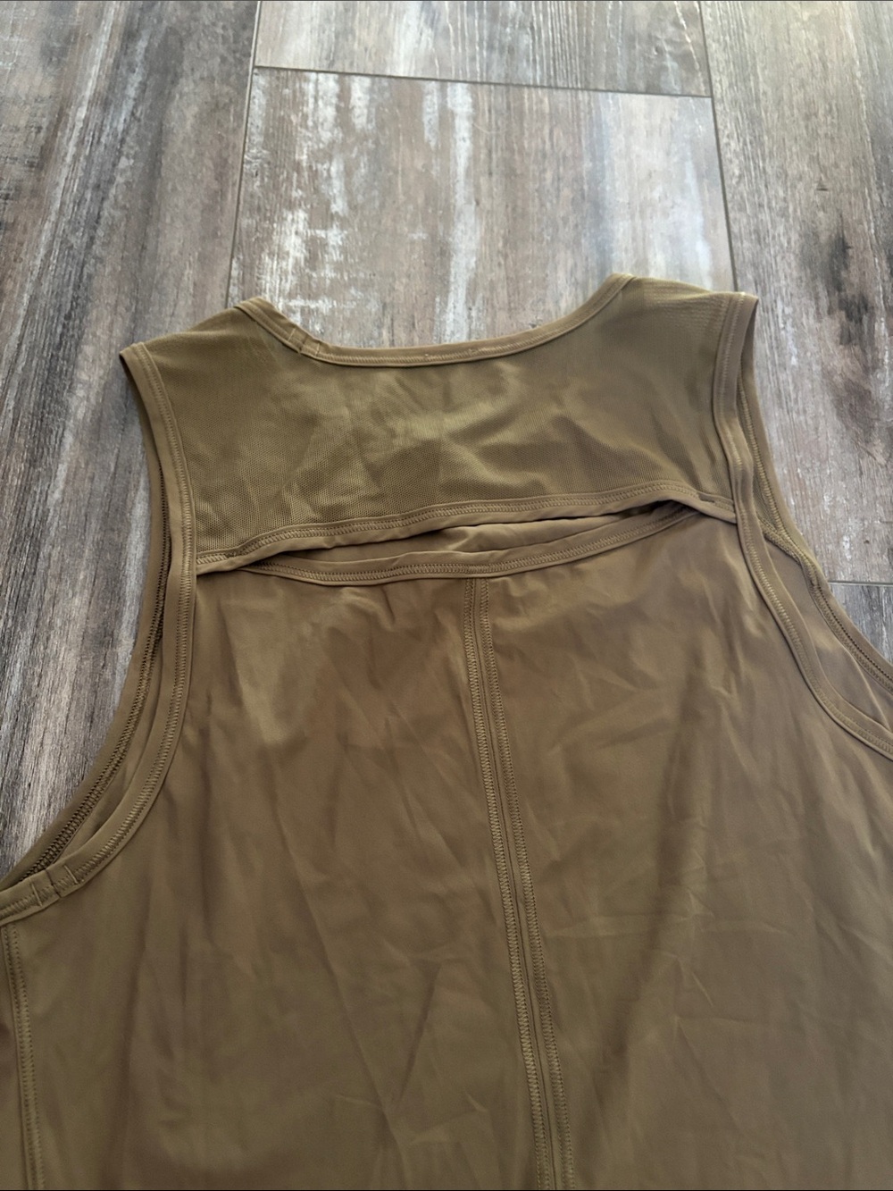 Lululemon Artifact Sculpt Tank Top size 6 - Picture 9 of 10